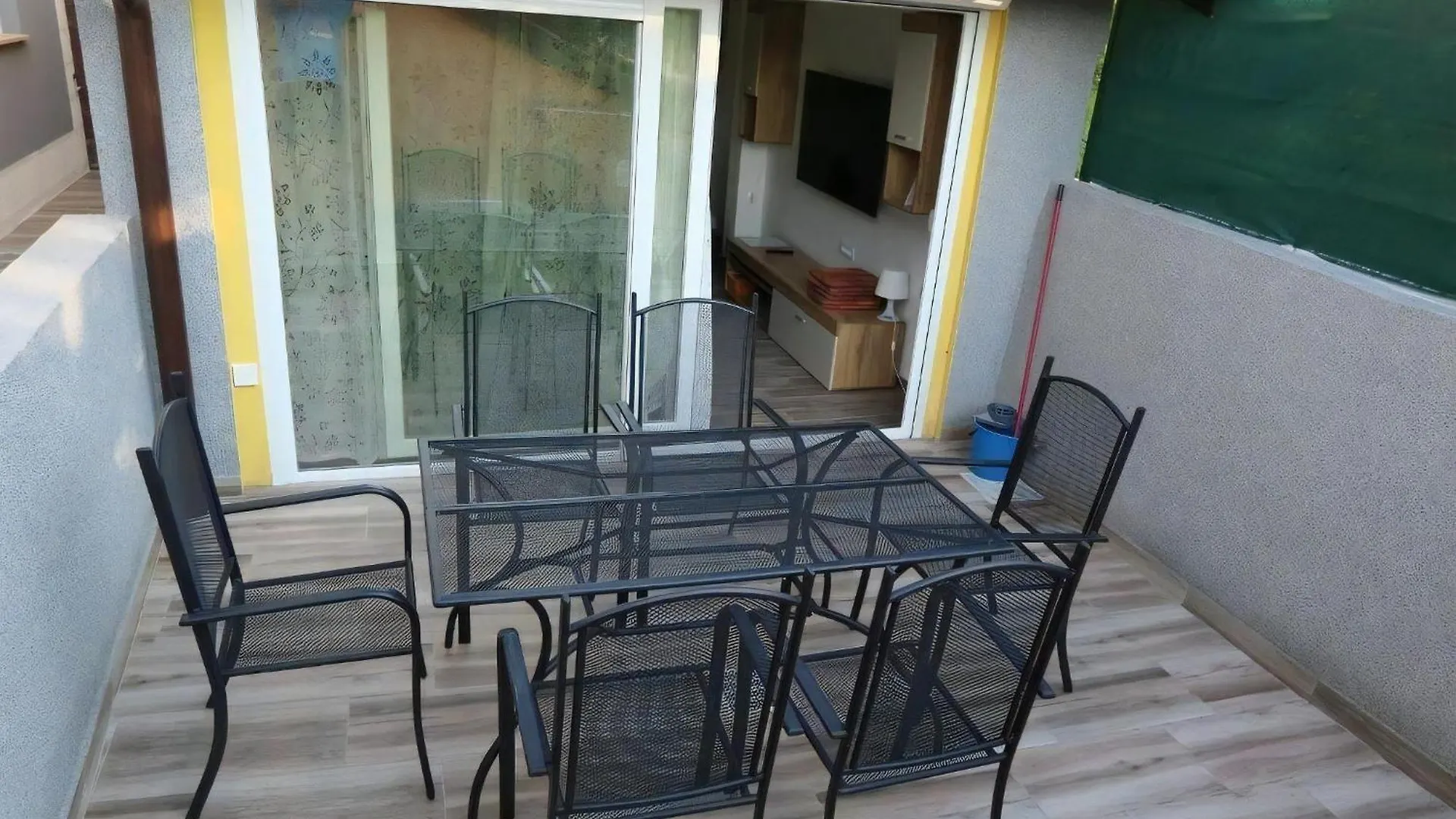 Renoviertes Ferienhaus In Baska Mit Terrasse Holiday home Baska (Krk)
